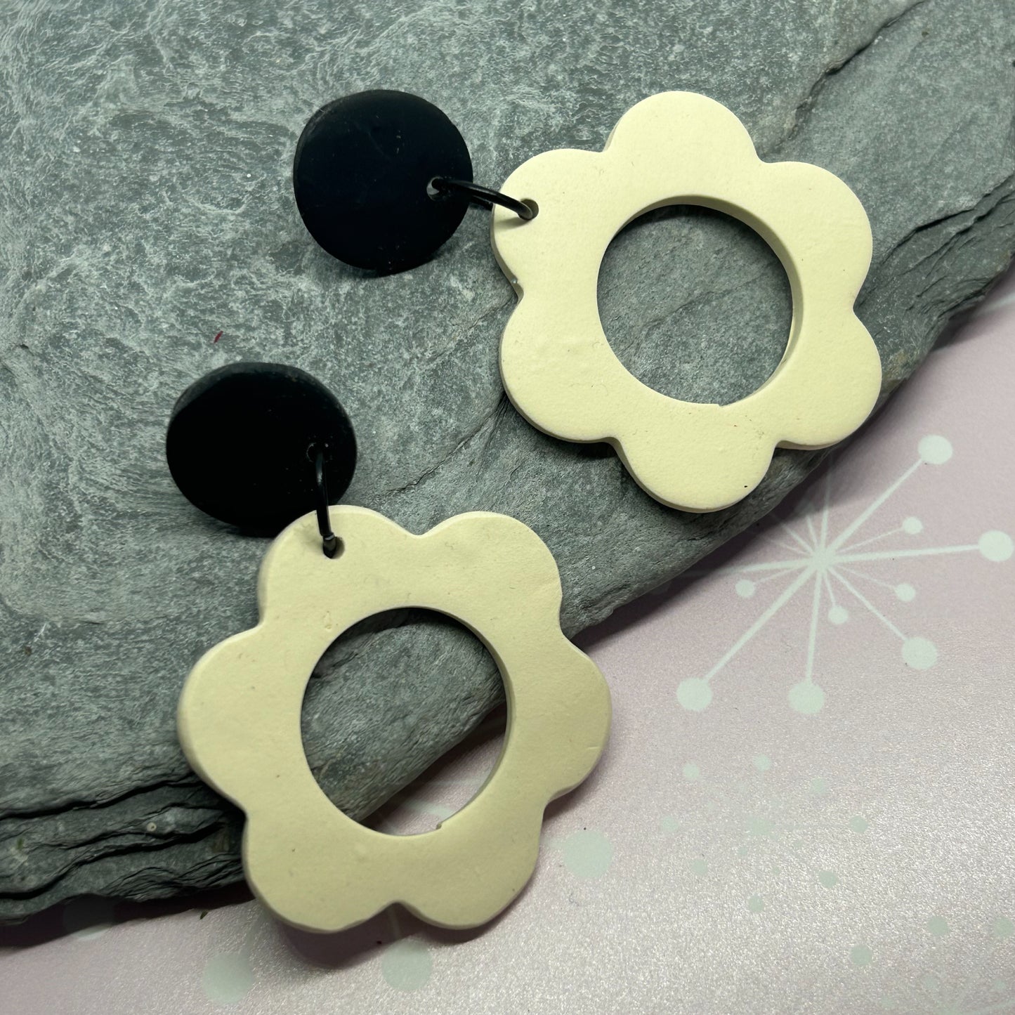 Mary Flower Earrings - The Argentum Design Co