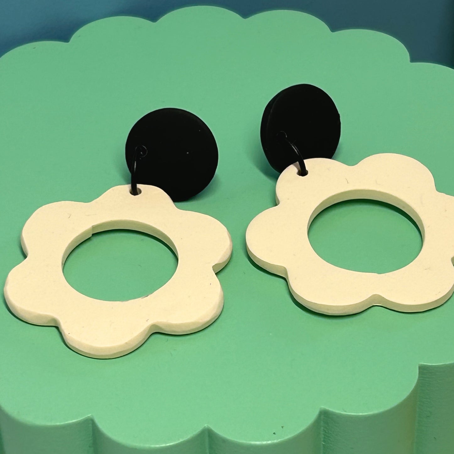 Mary Flower Earrings