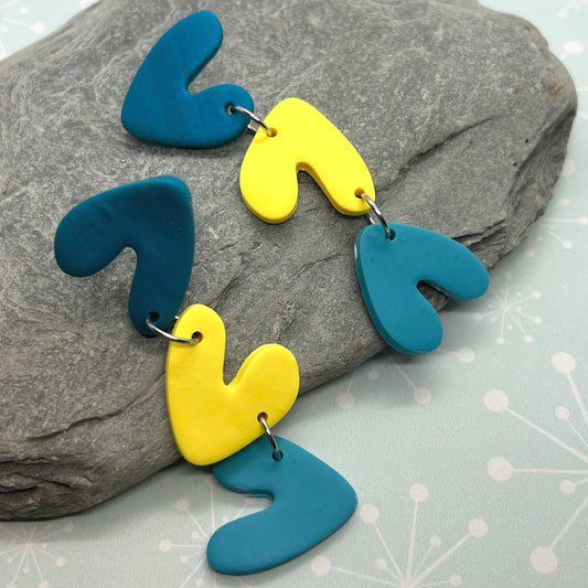 Tumbling hearts earrings - The Argentum Design Co